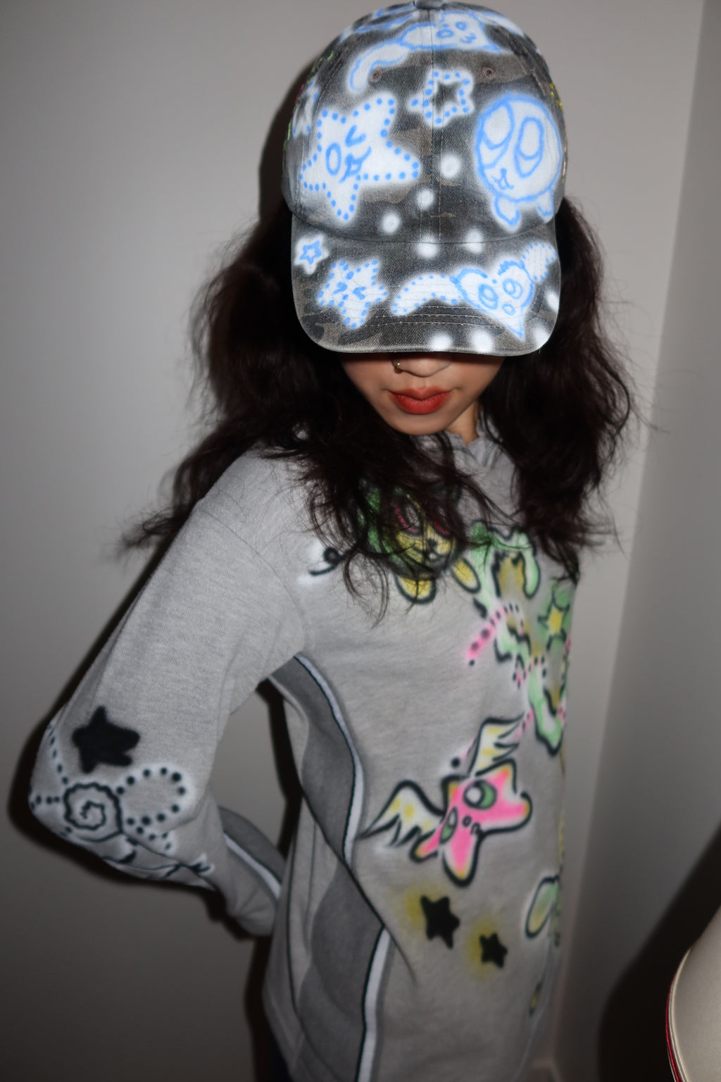 002 Airbrush Grey Top